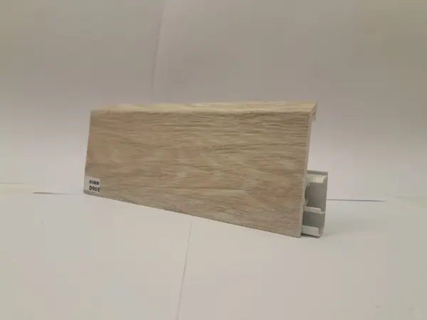 Пвц перваз с канал за кабел D905 8cm