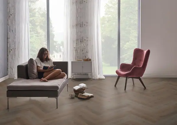 Винилова настилка Check One Herringbone №2076H Дъб Боксбах 4,5+1мм / 42 клас — снимка 2