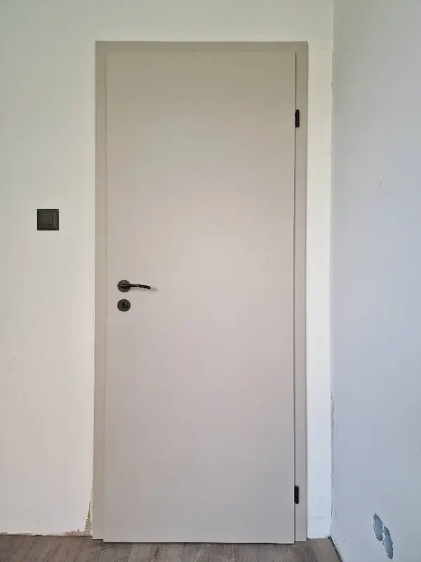 Интериорни врати — обект 104