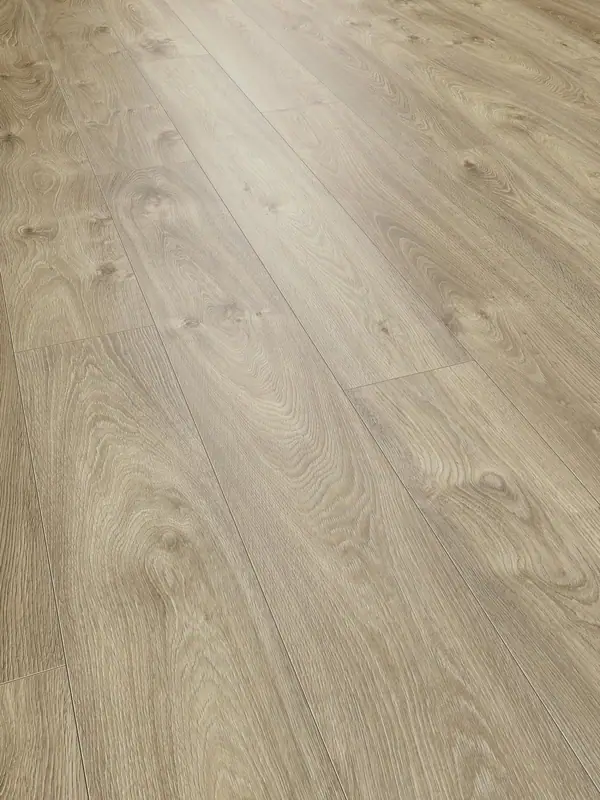 Ламиниран паркет SWISSKRONO SYNCH CHROME D7092 8mm AC5/33 — снимка 3